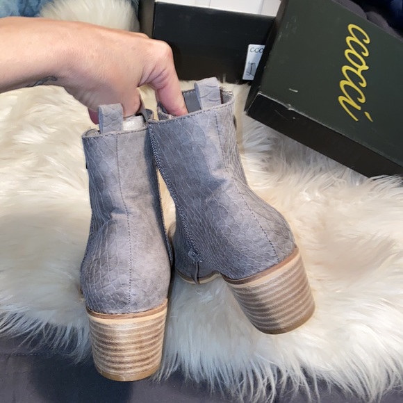 Ccocci grey snake pattern suede NEW - Picture 6 of 8